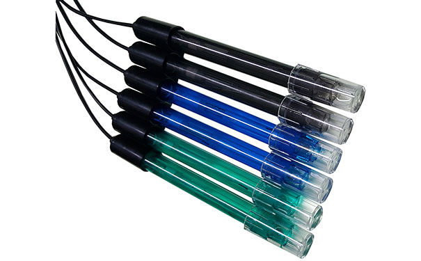 E201-C PH塑殼電極（復合電極